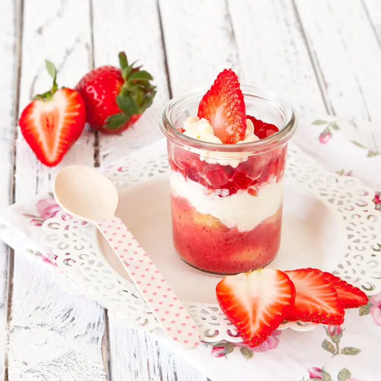 Weck konserveringsburk mini mold 160ml Jordgubbstiramisu.webp